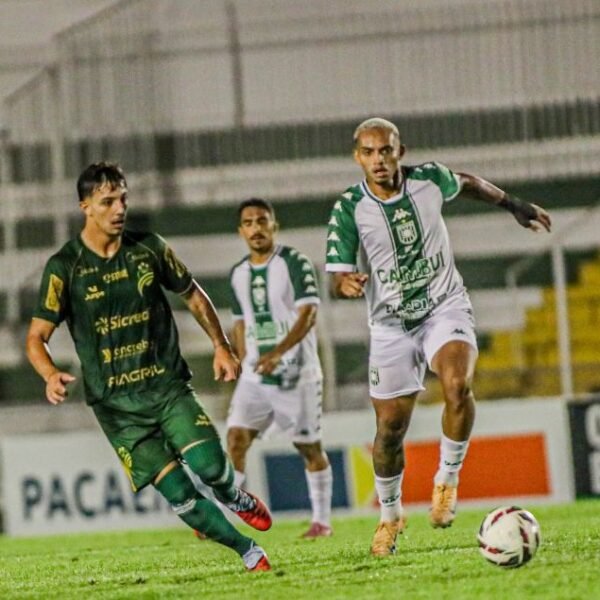 Gama vence Luverdense fora e dispara na liderança do grupo