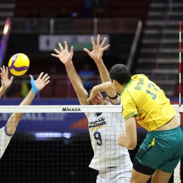 Com apoio da torcida brasiliense, Brasil vence o Irã na estreia da VNL