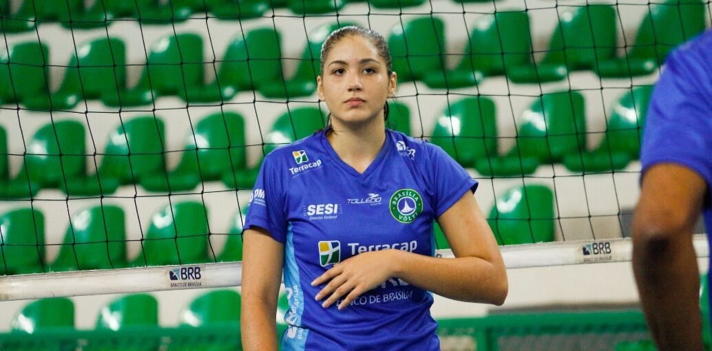 Atleta com início de carreira em Brasília estreia na Seleção Brasileira de vôlei nesta terça-feira