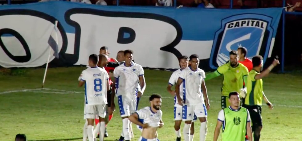 Capital vence o Nacional no JK, mas acaba eliminado nos pênaltis