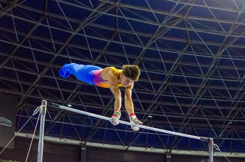 Ginasta brasiliense disputa o Campeonato Brasileiro de Ginástica Artística ao lado de grandes nomes olímpicos em casa