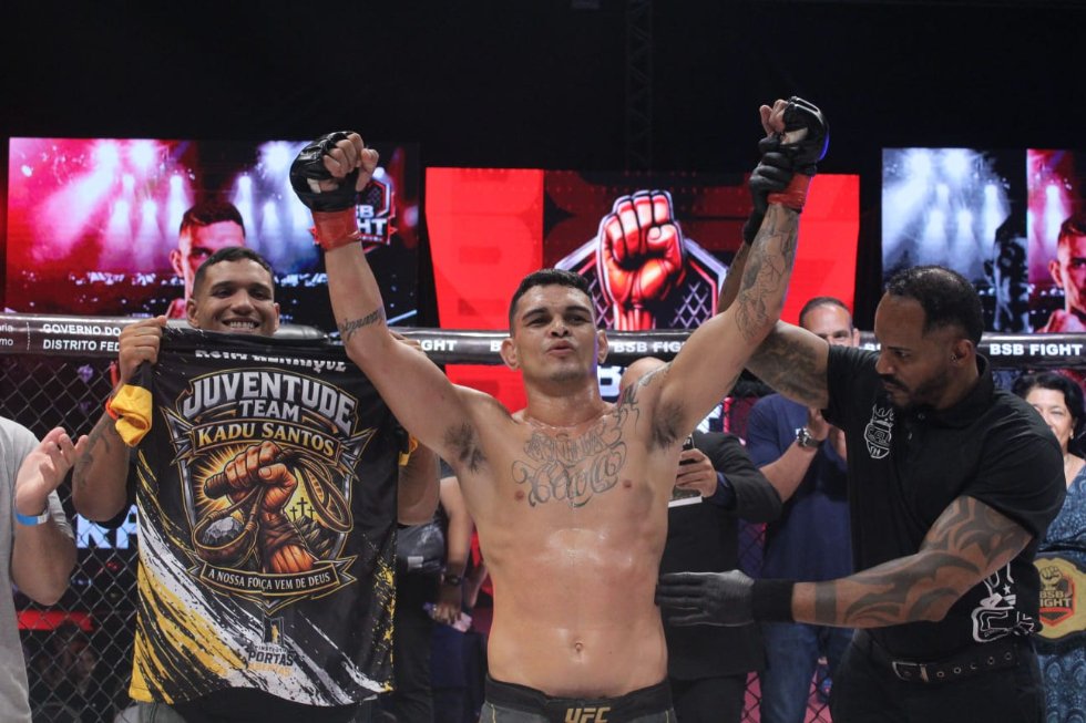 BSB Fight 7: Roni Ratinho conquista cinturão dos penas do maior evento de MMA de Brasília