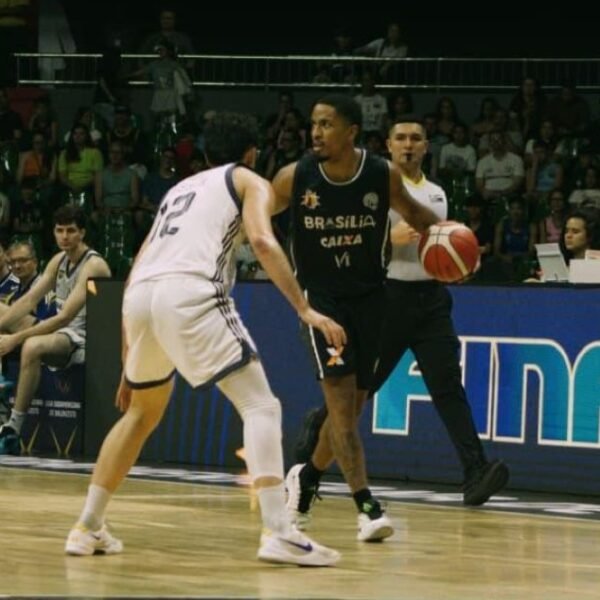 Brasília Basquete perde para o Boca Juniors, mas mantém a classificação para a segunda fase